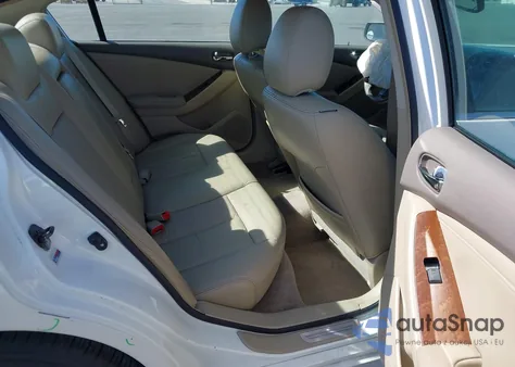 2009 Nissan Altima 2.5 S из США, поврежденный, VIN 1N4AL21E09N560186